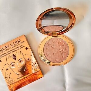 Charlotte Tilbury Glow Glide Highlighter